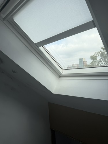 Velux 1028 electric blind - 1028,